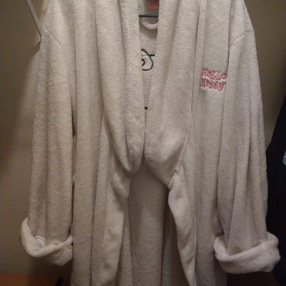 Hello Kitty Robe
